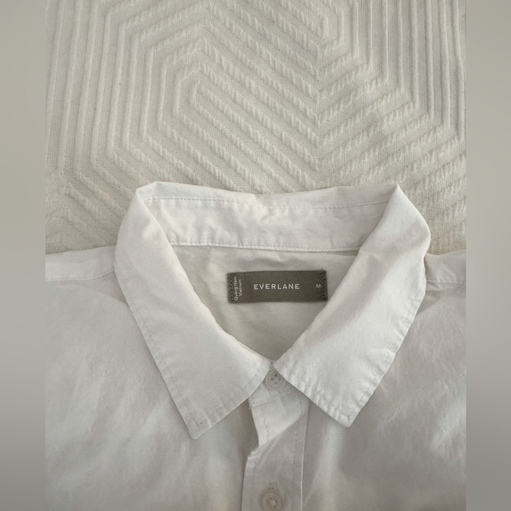 Everlane Medium white long sleeve shirt